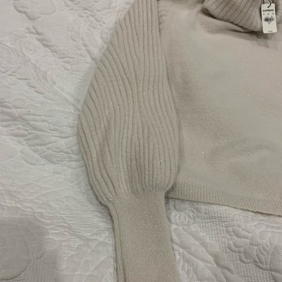 Express turtleneck - Picture 2 of 4